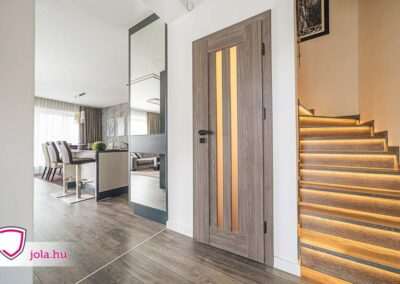 Referenciák - Beltéri ajtó | Jola
